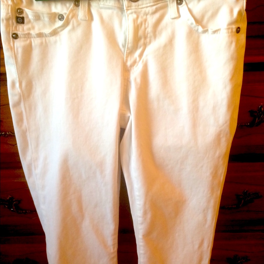 White Capri